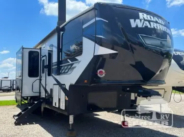 2021 Heartland Road Warrior M-351 Toy hauler rental in Alma, AR