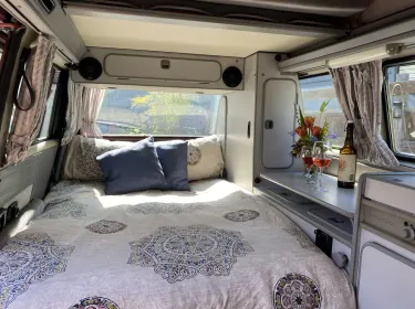 1986 Volkswagen Westfalia Camper van rental in Victoria, BC