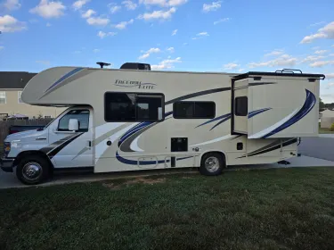 2019 Thor Freedom Elite Class C rental in Friendsville, TN