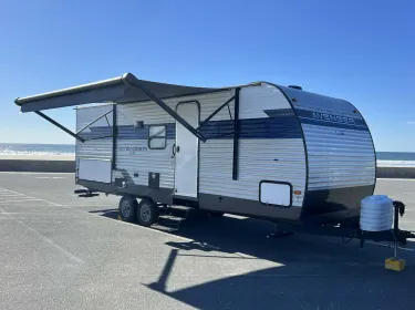 2023 AVENGER 24BHSLE Travel trailer rental in Bonita, CA