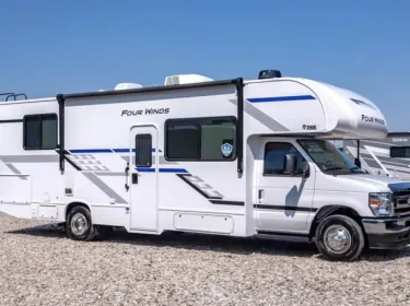2026 thor four winds Class C rental in Aurora, CO