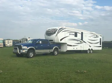 2013 Keystone RV Alpine Fifth-wheel rental in St. Albert, AB