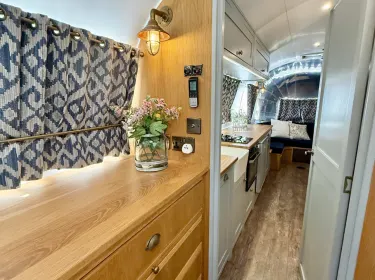 2018 Airstream overlander Travel trailer rental in Myakka City, FL