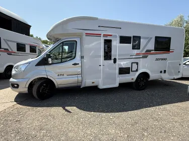 2025 Rollerteam Zefiro 696 Class A rental in Castle Donnington