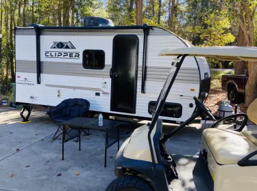 2025 Coachmen Clipper Travel trailer rental in parrish, FL