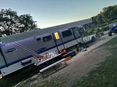 2020 Jayco Jay Feather Travel trailer rental in Saint Charles, MN