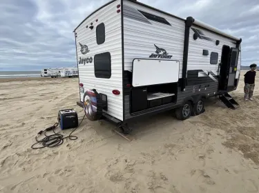 2022 Jayco Jay Flight SLX Rocky Mountain Edition Travel trailer rental in Greenfield, CA