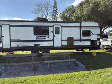2025 Keystone RV Coleman Lantern Travel trailer rental in Okeechobee, FL