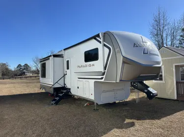 2025 Alliance RV Paradigm Fifth-wheel rental in Register, GA