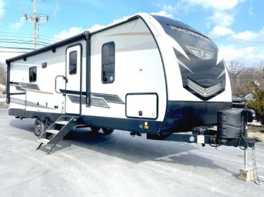 2023 Cruiser RV Radiance Travel trailer rental in Phenix City, AL