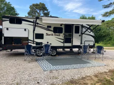 2015 Heartland RVs North Trail Travel trailer rental in Hot Springs, AR