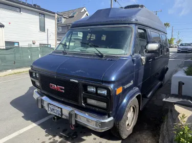 1995 Gmc Sportsmobile Class B rental in Honolulu, HI