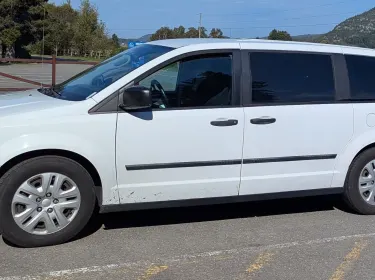2016 Dodge Grand Caravan Camper van rental in Montréal, QC