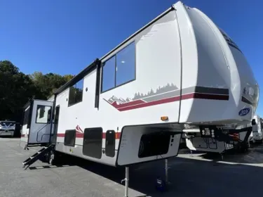 2026 FOREST RIVER Campsite Elite 36RF Fifth-wheel rental in Marietta, GA