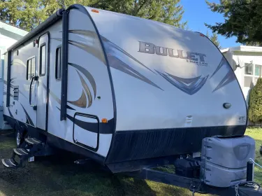 2015 Keystone RV Bullet Ultra Lite Travel trailer rental in Siletz, OR