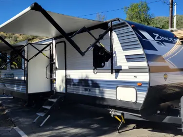 2021 Crossroads RV Zinger Travel trailer rental in Simi Valley, CA