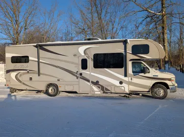 2016 Thor Four Winds Class C rental in Walker, MI