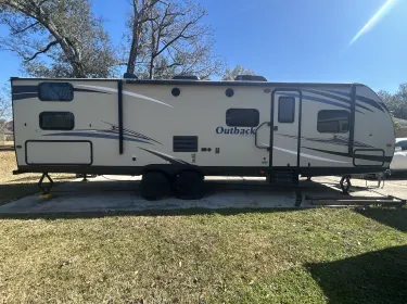 2017 Keystone RV Outback Ultra-Lite Travel trailer rental in Prairieville, LA