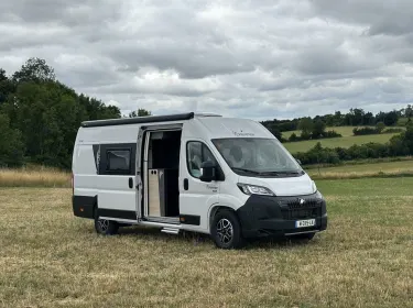2026 DREAMER D55 Class B rental in Saint-Barthélemy-d'Anjou