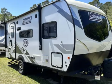 2022 Dutchmen Coleman Rubicon Travel trailer rental in Pawleys Island, SC