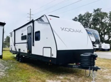 2025 Dutchmen Kodiak Ultra Lite Travel trailer rental in Whitney, TX