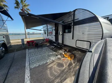 2024 East to West Silver Lake Travel trailer rental in Miami, FL