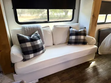 2022 Dutchmen Kodiak Cub Travel trailer rental in Floral City, FL