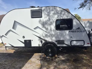 2022 Braxton Creek Free Solo Plus Travel trailer rental in Orlando, FL