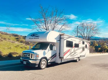 2022 Thor Four Winds Class C rental in Santa Clarita, CA