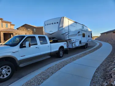 2024 Keystone RV Cougar Fifth-wheel rental in Abilene, TX