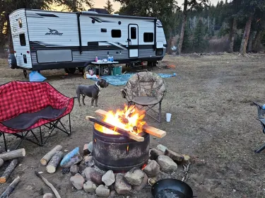 2022 Jayco Jay Flight SLX Rocky Mountain Edition Travel trailer rental in Blind Bay, BC