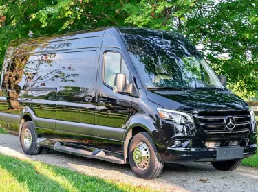 2024 Ultimate Toys Ultimate Coach Class B rental in Leeds, AL