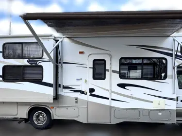2013 Forester Forester Motorhome Class C rental in Moraine, OH