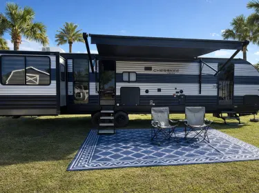 2022 Forest River Cherokee Travel trailer rental in Okeechobee, FL