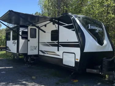 2019 Grand Design Imagine Travel trailer rental in Ringgold, GA