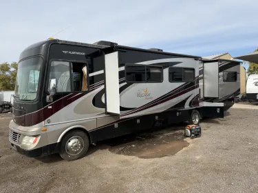 2014 Fleetwood bounder Class A rental in Mesa, AZ