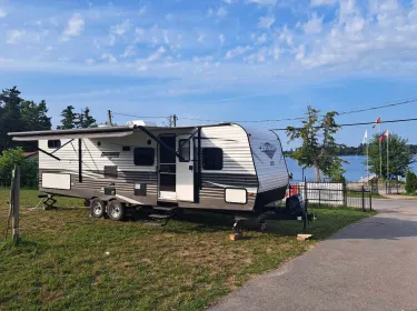 2019 Avenger ATI Travel trailer rental in Kilburn, NB