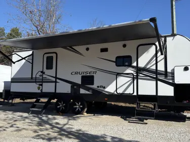 2022 Crossroads RV Cruiser Aire Travel trailer rental in Leslie, AR