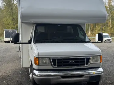 2004 Forest River Sunseeker LE Class C rental in Wasilla, AK