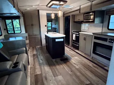 2021 Keystone RV Outback Travel trailer rental in Heiskell, TN