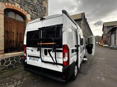 2023 mc louis menfys Class B rental in Coubon, Auvergne-Rhône-Alpes