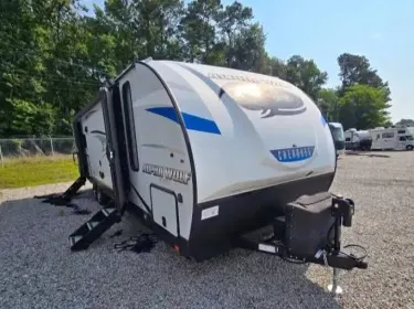 2020 Forest River Cherokee Alpha Wolf Travel trailer rental in Summerton, SC