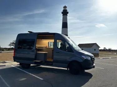 2024 Mercedes-Benz Sprinter Camper van rental in Scottsburg, IN