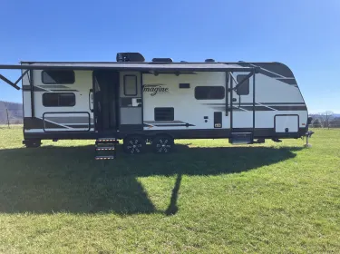2021 Grand Design Imagine Travel trailer rental in Sevierville, TN