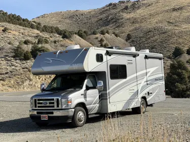 2025 Winnebago Minnie Winnie Class C rental in Las Vegas, NV