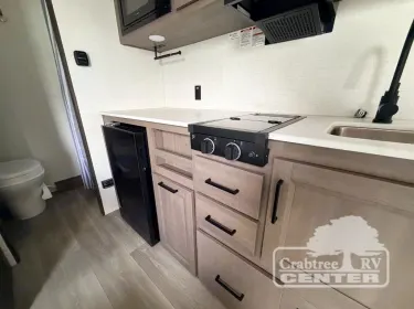 2025 Grand Design Transcend One Travel trailer rental in Alma, AR