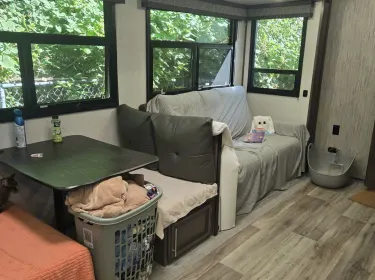 2021 Durango Half-Ton Fifth-wheel rental in Burnaby, BC