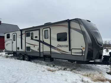 2015 Keystone RV Sprinter Travel trailer rental in Blackfalds, AB