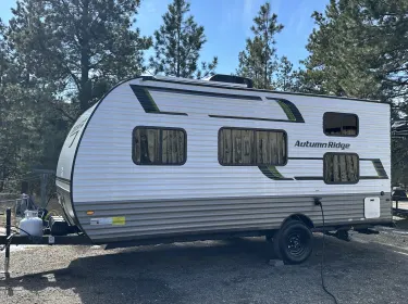 2025 Starcraft Autumn Ridge Travel trailer rental in Helena, MT