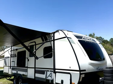 2022 Coachmen Apex Travel trailer rental in Benton, AR